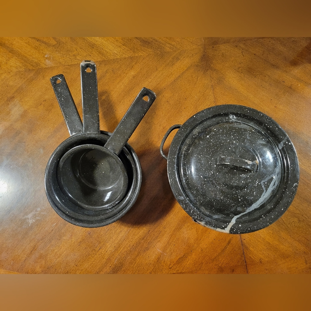 4 Piece Enamel Camping Cookset